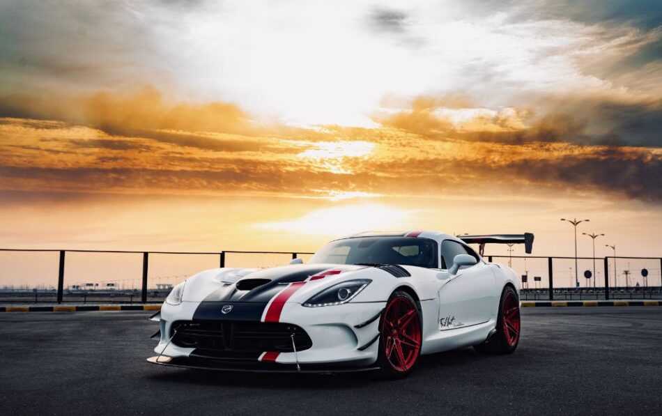 sports car rent in dubai
