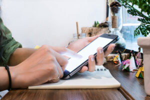 how-to-hire-mobile-app-developers-for-ai-driven-apps