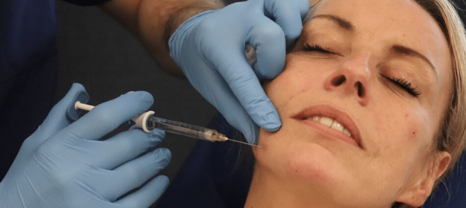 Does Jawline Filler Look Natural on Women?