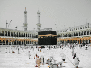 5-Star Umrah Packages from London 2025 – Book Early