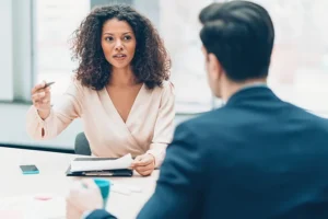 How Can A Business Advisor Help You In Managing The Venture?