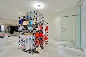 comme des garcons clothing shop