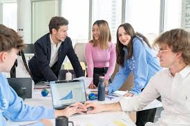 Top 5 Non-Academic Benefits of Studying Abroad