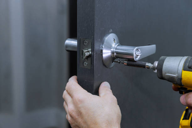 Locksmith Services in Phoenix AZ 

