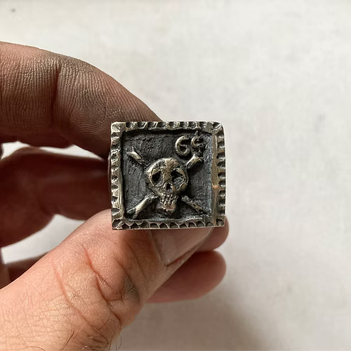 skull rings for women