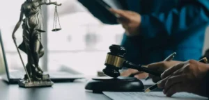 Bij een scheiding met minderjarige kinderen is het ouderschapsplan verplicht.? In het plan leg je vast hoe je samen het ouderschap organiseert.? Denk aan afspraken over de dagelijkse zorg, wie haalt en brengt, vakanties