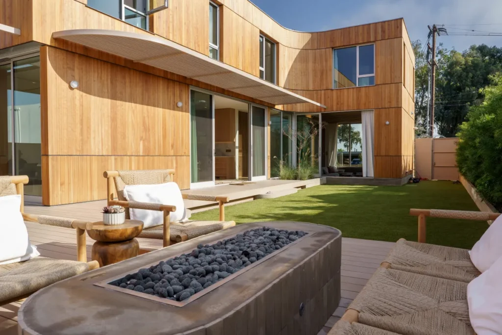 luxury home construction in Los Angeles