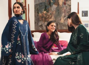 Pakistani Outfit Colour Combinations That Photograph Well
