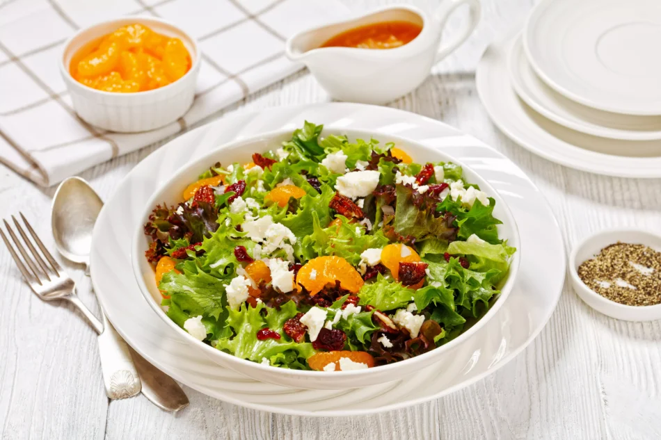Salad dine