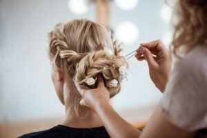 bridal hairstylist