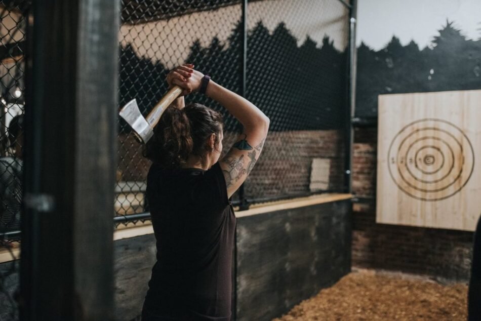 miramar axe throwing at brewery